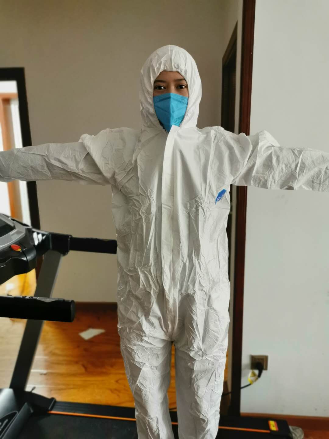 UTSDC001 Tyvek Surgical Waterproof Disposable Protective Wear Buy